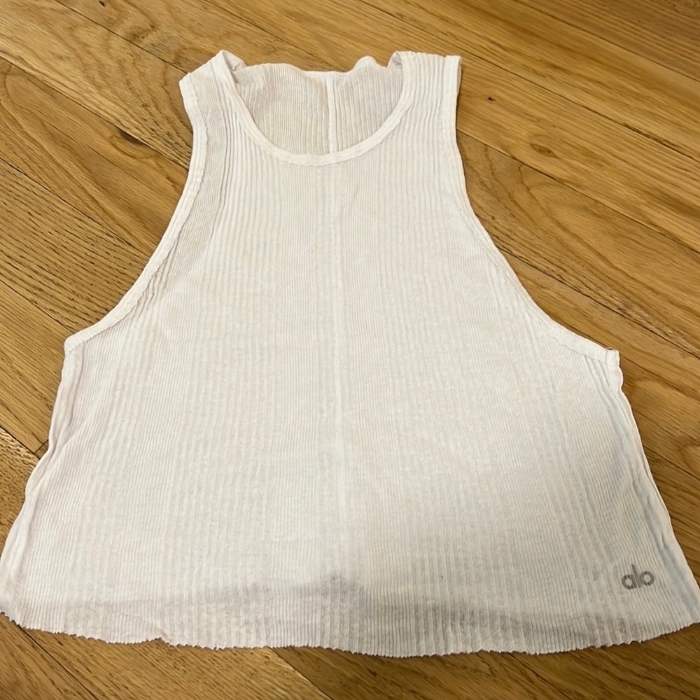 Alo Cropped Ribbed Top